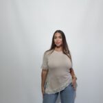 Camiseta asimétrica encaje